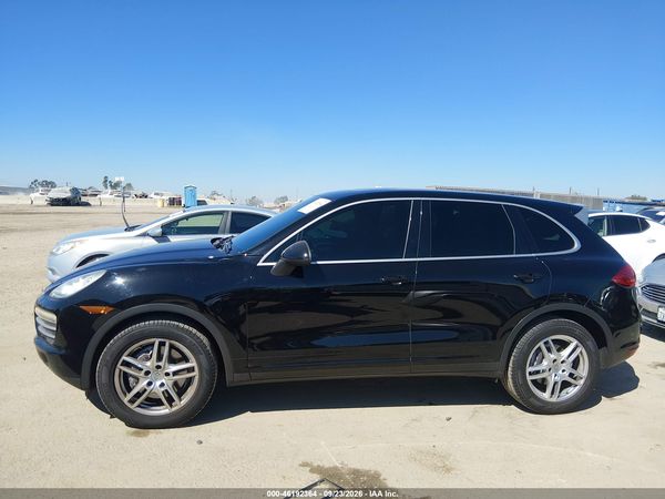 2014 PORSCHE CAYENNE PLATINUM EDITION — I117