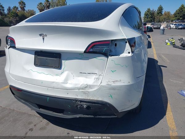 2023 TESLA MODEL Y — I6