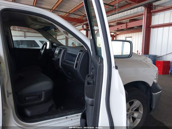 2017 RAM 1500 TRADESMAN  4X4 6'4 BOX — I5