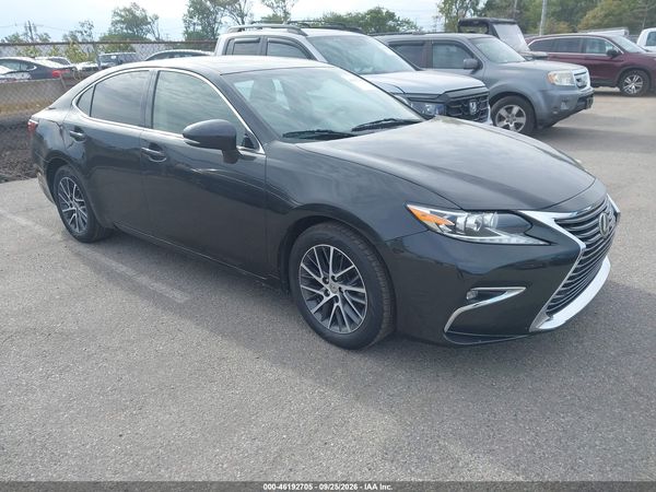 2016 LEXUS ES 350 — I1