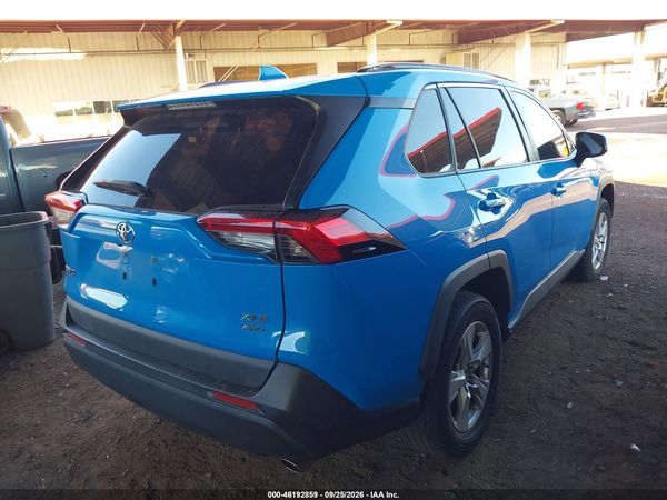 2019 TOYOTA RAV4 XLE — I4