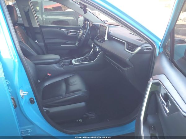 2019 TOYOTA RAV4 XLE — I5