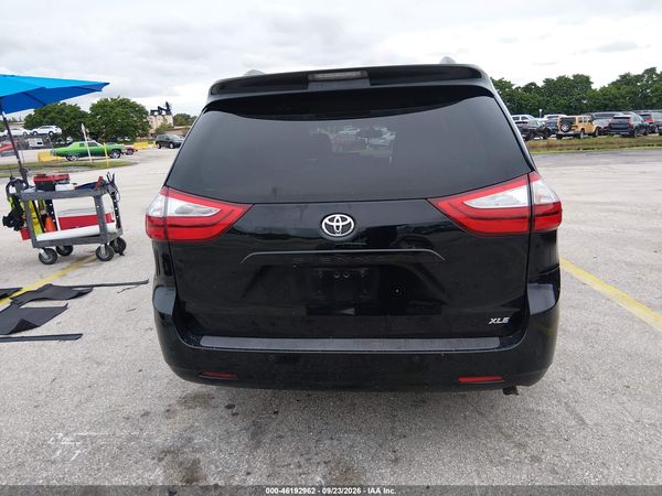 2015 TOYOTA SIENNA XLE/XLE 8 PASSENGER — I119
