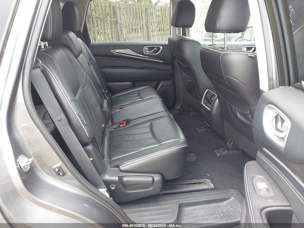 2018 INFINITI QX60 — I8