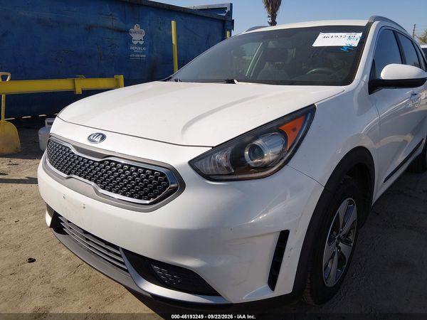 2019 KIA NIRO LX — I6