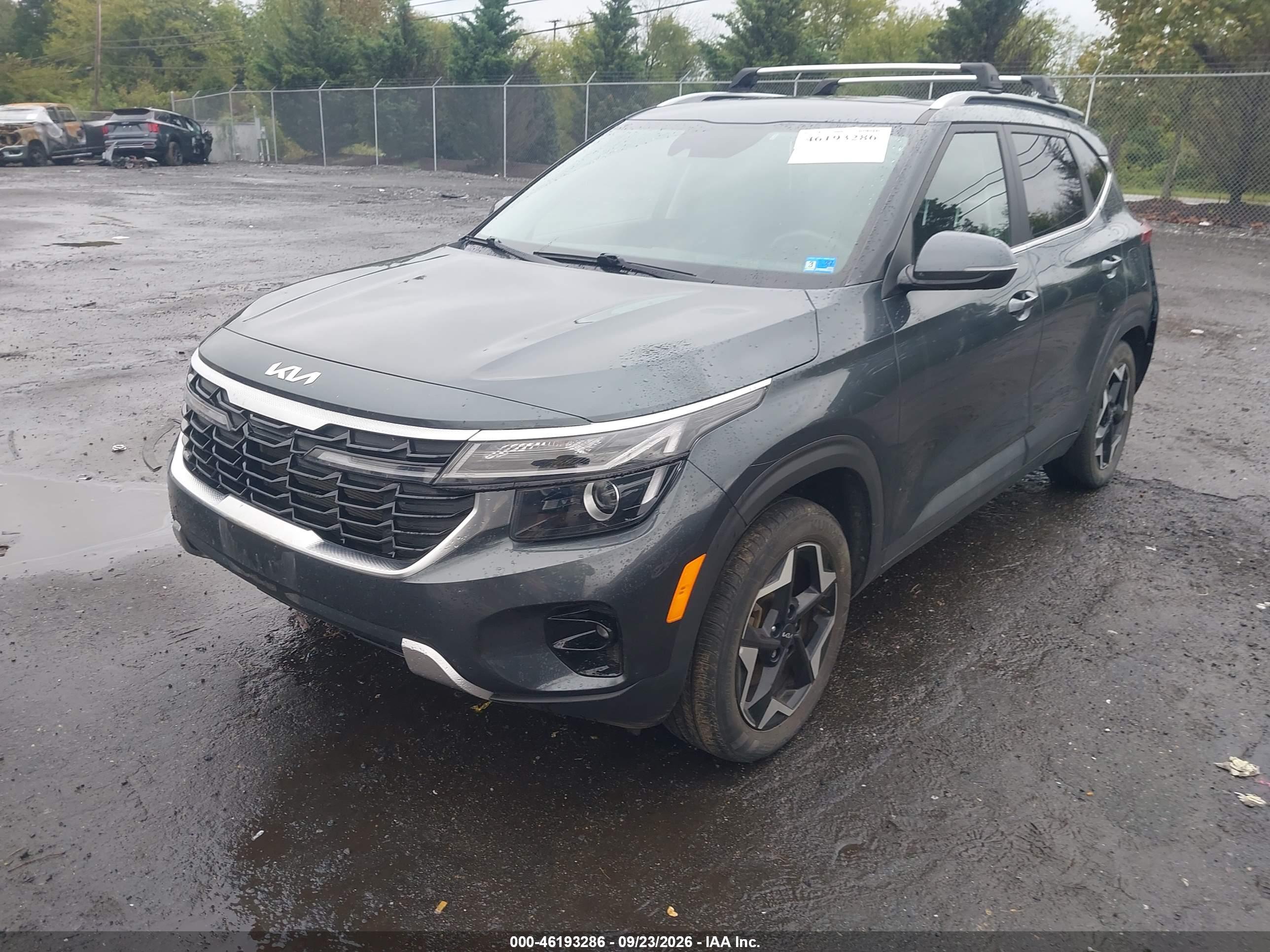 2024 KIA SELTOS EX — I2
