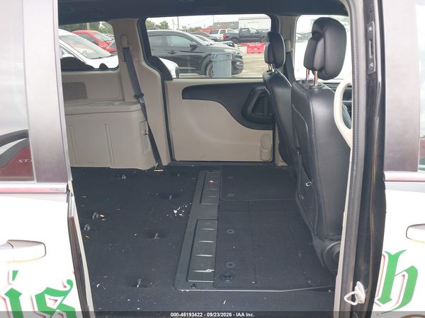 2019 DODGE GRAND CARAVAN SXT — I8