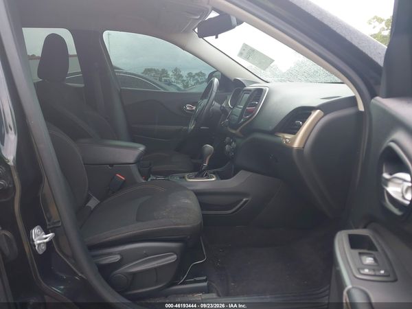 2016 JEEP CHEROKEE LATITUDE — I5