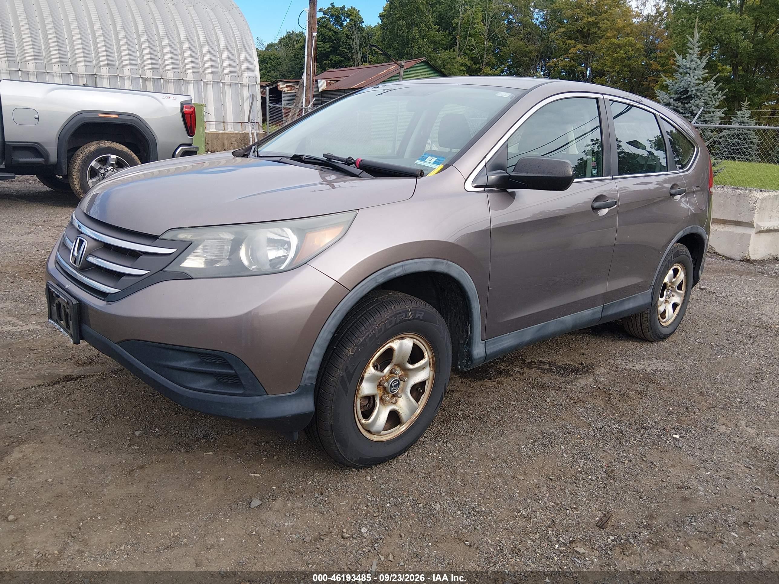 2012 HONDA CR-V LX — I2