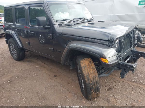 2025 JEEP WRANGLER 4-DOOR SAHARA 4X4 — I1