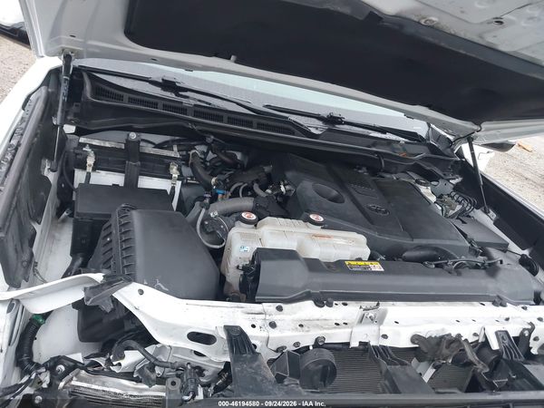 2024 TOYOTA TUNDRA SR5 — I10