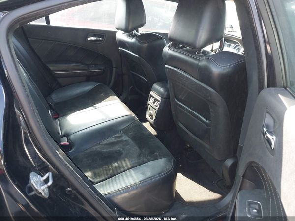 2014 DODGE CHARGER ROAD/TRACK — I8