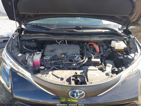 2021 TOYOTA SIENNA LE — I10