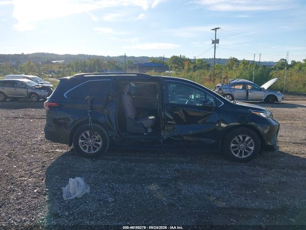 2021 TOYOTA SIENNA LE — I116