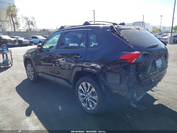 2022 TOYOTA RAV4 XLE PREMIUM — I117