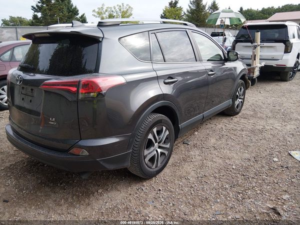 2017 TOYOTA RAV4 LE — I4