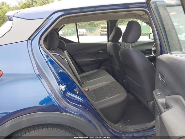 2018 NISSAN KICKS SV — I8