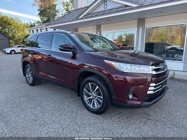 2019 TOYOTA HIGHLANDER XLE — I1