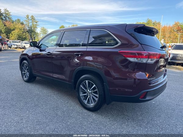 2019 TOYOTA HIGHLANDER XLE — I3