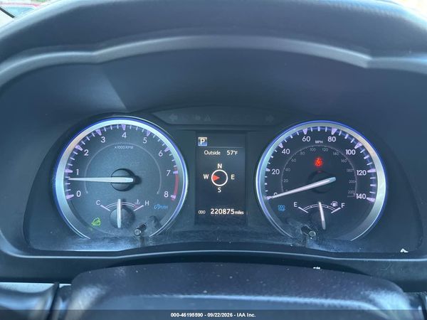 2019 TOYOTA HIGHLANDER XLE — I7