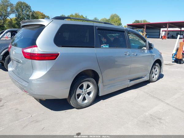 2019 TOYOTA SIENNA LE 7 PASSENGER — I4