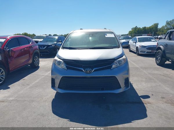 2019 TOYOTA SIENNA LE 7 PASSENGER — I115