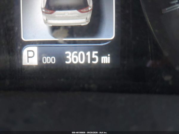 2019 TOYOTA SIENNA LE 7 PASSENGER — I118