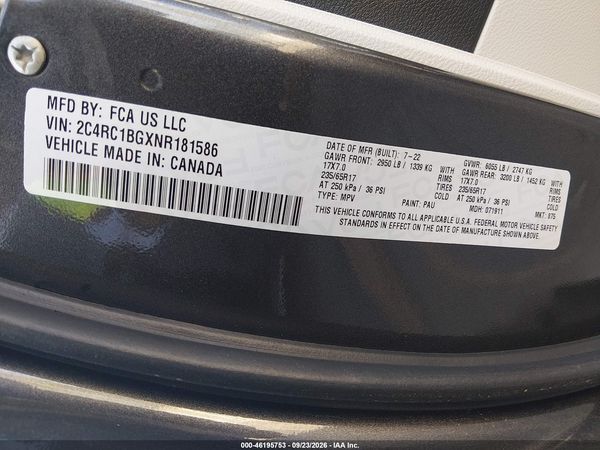 2022 CHRYSLER PACIFICA TOURING L — I9