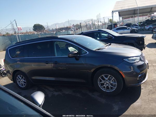 2022 CHRYSLER PACIFICA TOURING L — I116
