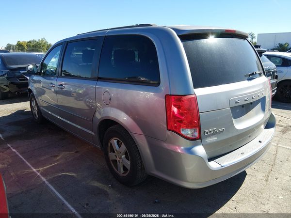 2013 DODGE GRAND CARAVAN SXT — I3