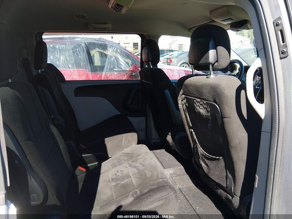 2013 DODGE GRAND CARAVAN SXT — I8