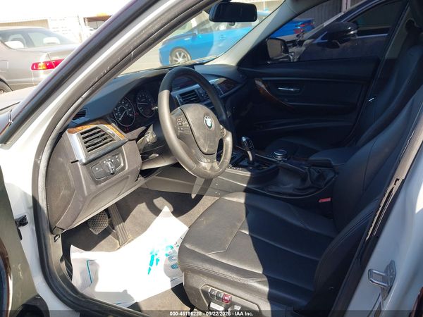 2017 BMW 320I SA — I5