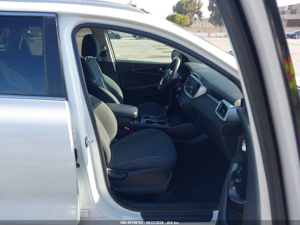 2017 KIA SORENTO 3.3L LX — I5