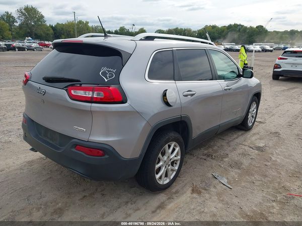 2018 JEEP CHEROKEE LATITUDE FWD — I4