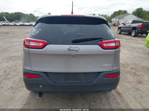 2018 JEEP CHEROKEE LATITUDE FWD — I119