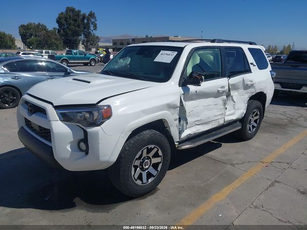2022 TOYOTA 4RUNNER — I2