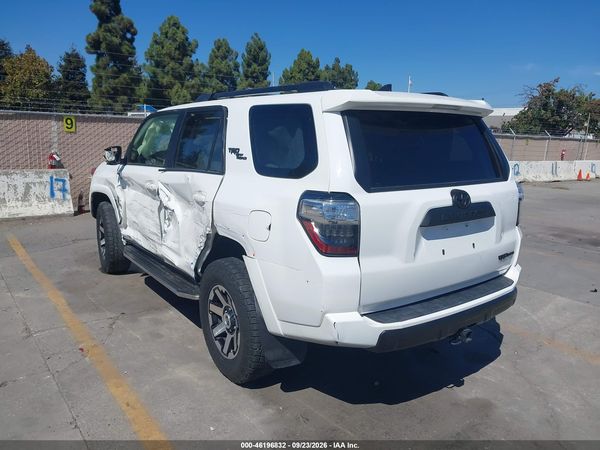2022 TOYOTA 4RUNNER TRD OFF ROAD PREMIUM — I13