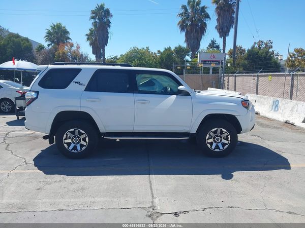 2022 TOYOTA 4RUNNER TRD OFF ROAD PREMIUM — I116
