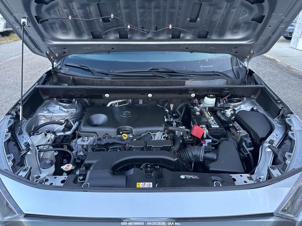 2019 TOYOTA RAV4 LE — I10