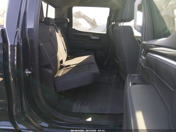2024 CHEVROLET SILVERADO 1500 RST — I8