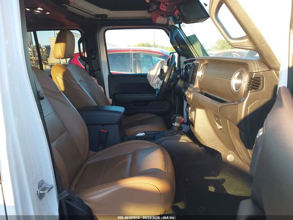 2020 JEEP WRANGLER UNLIMITED SAHARA 4X4 — I5