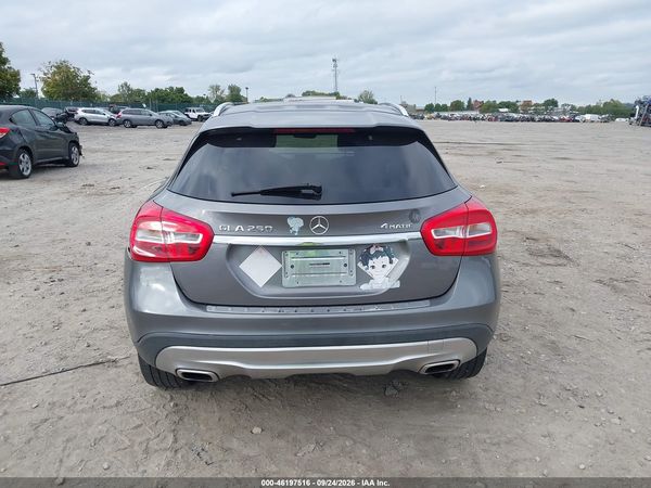 2015 MERCEDES-BENZ GLA 250 4MATIC — I119
