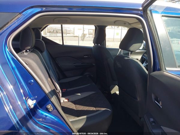 2019 NISSAN KICKS SV — I8
