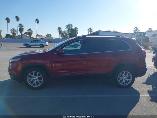 2017 JEEP CHEROKEE LATITUDE FWD — I117