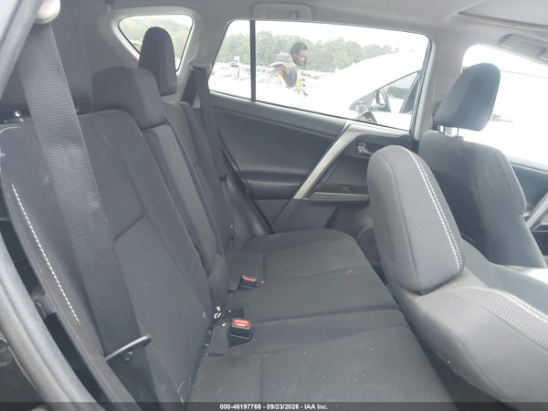 2018 TOYOTA RAV4 XLE — I8