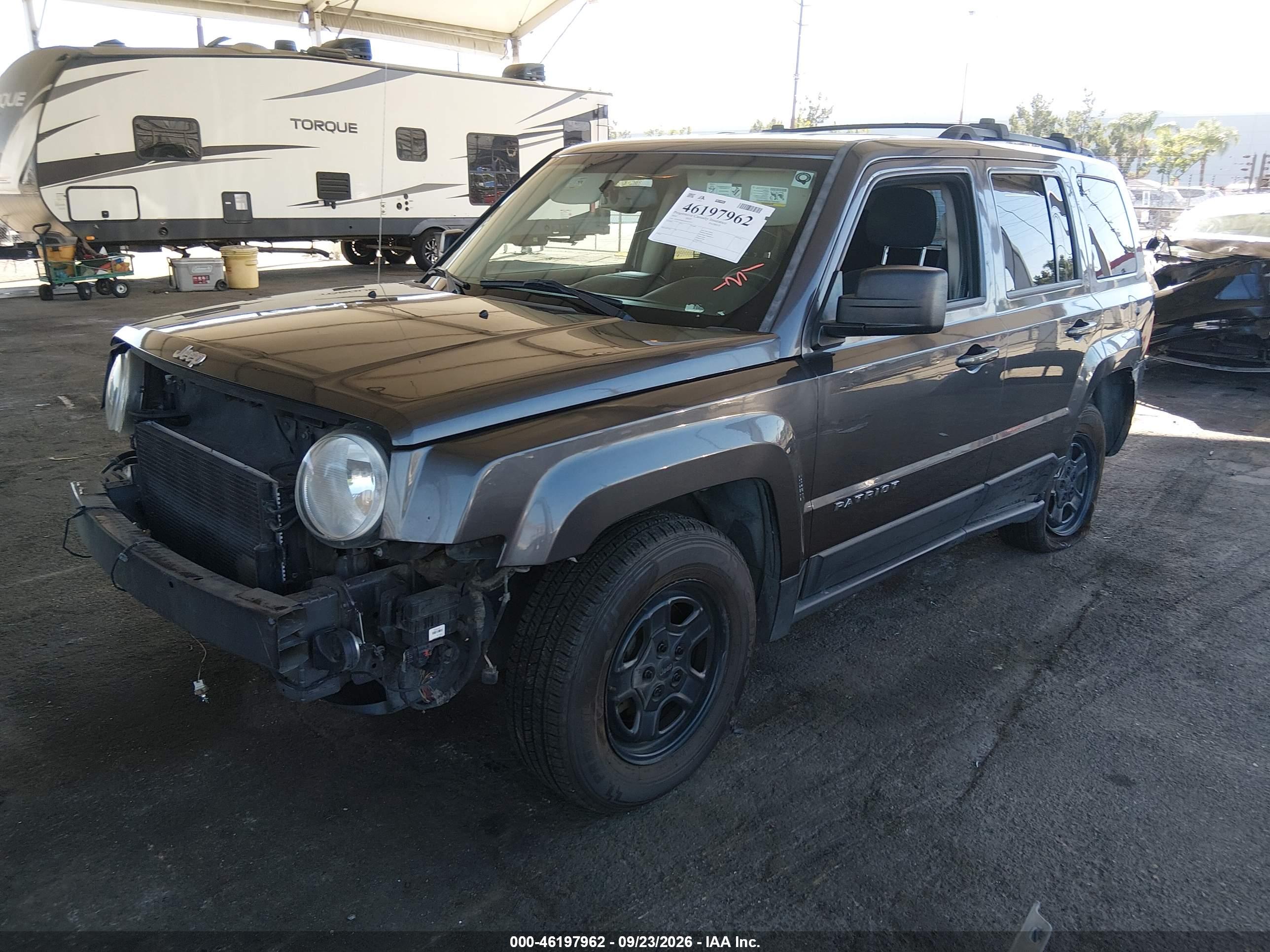 2016 JEEP PATRIOT SPORT — I2