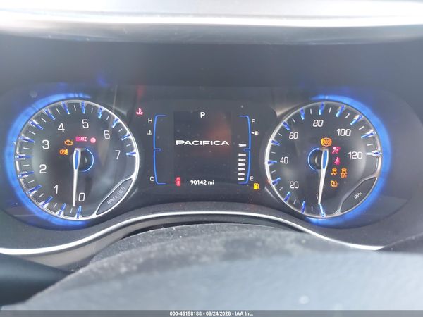 2018 CHRYSLER PACIFICA TOURING PLUS — I7
