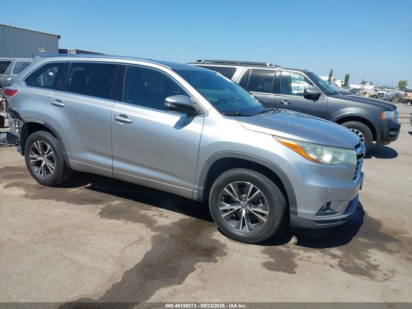 2016 TOYOTA HIGHLANDER XLE — I1