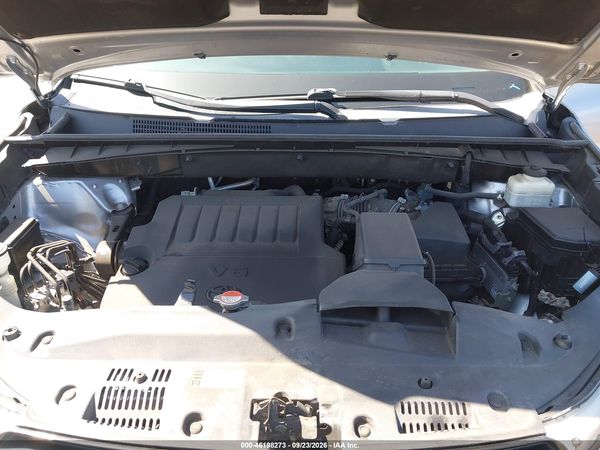 2016 TOYOTA HIGHLANDER XLE — I10