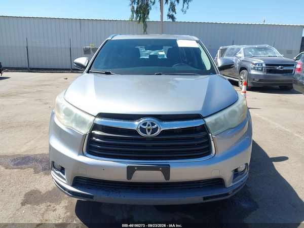 2016 TOYOTA HIGHLANDER XLE — I115